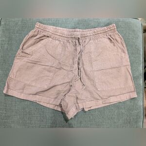 Casual Beige Shorts with Pockets